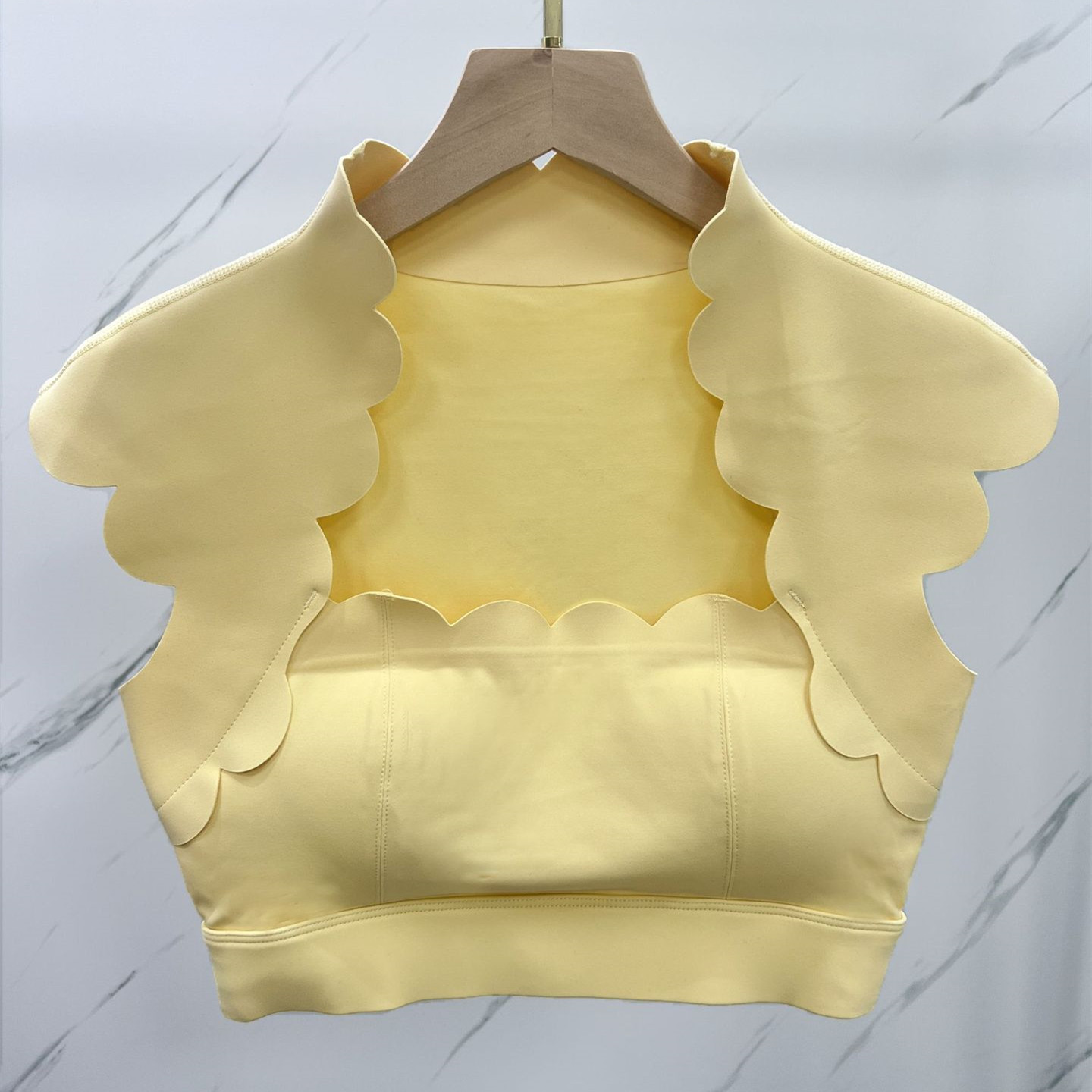 Pad Wavy Women Sports Vest Yog - đánh giá và giá Aquatic Gym